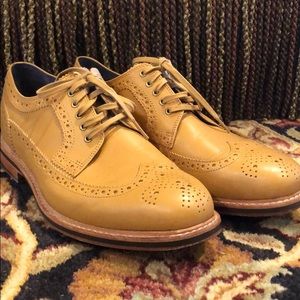 Cole Haan wing tip leather shoes